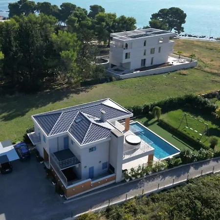 Kanikula - Heated Pool 60m2 - Hot Tubs Kaštela