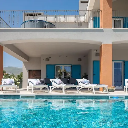 Kanikula - Heated Pool 60m2 - Hot Tubs