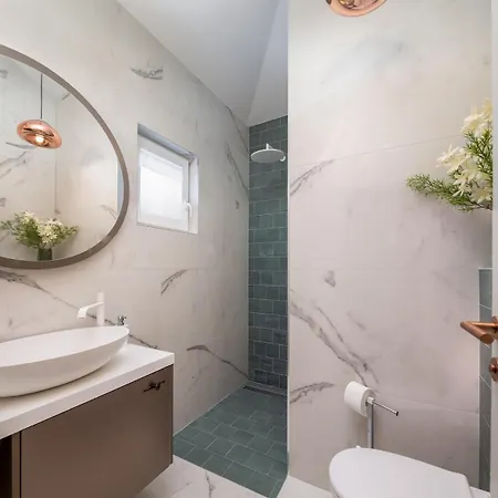 Kanikula - Heated Pool 60m2 - Hot Tubs فيلة *